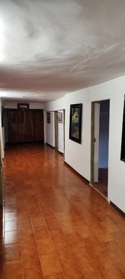 Dona Mercedes Rabe de las Calzadas Bagian luar foto